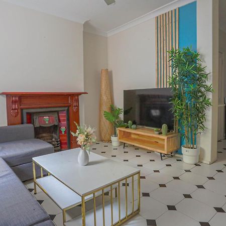 Affordable 3 Bedroom House Darlinghurst With 2 E-Bikes Included Sydney Zewnętrze zdjęcie